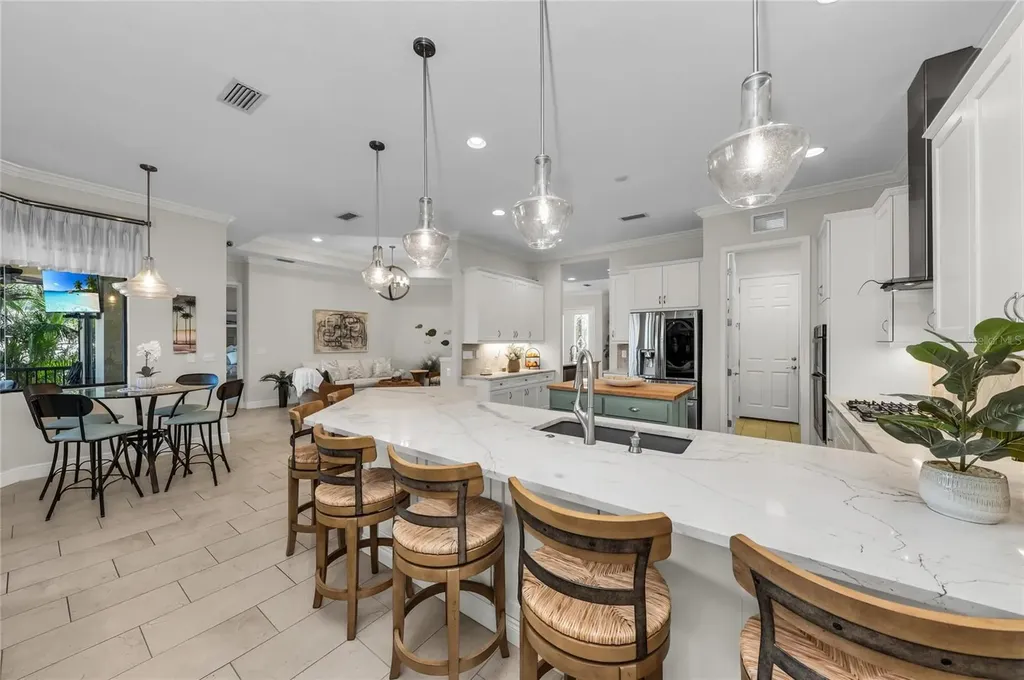 6224 Signature Pointe Lane Bradenton FL 34210