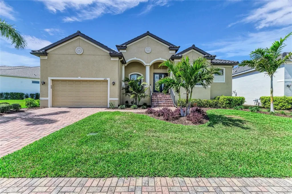 6224 Signature Pointe Lane Bradenton FL 34210