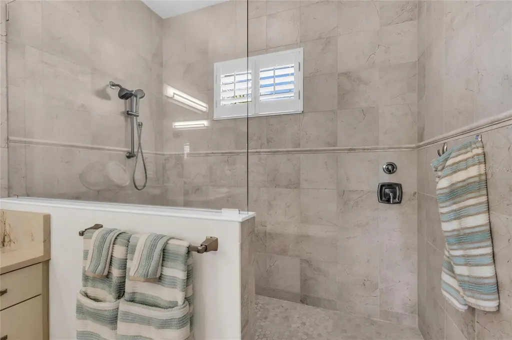 6224 Signature Pointe Lane Bradenton FL 34210