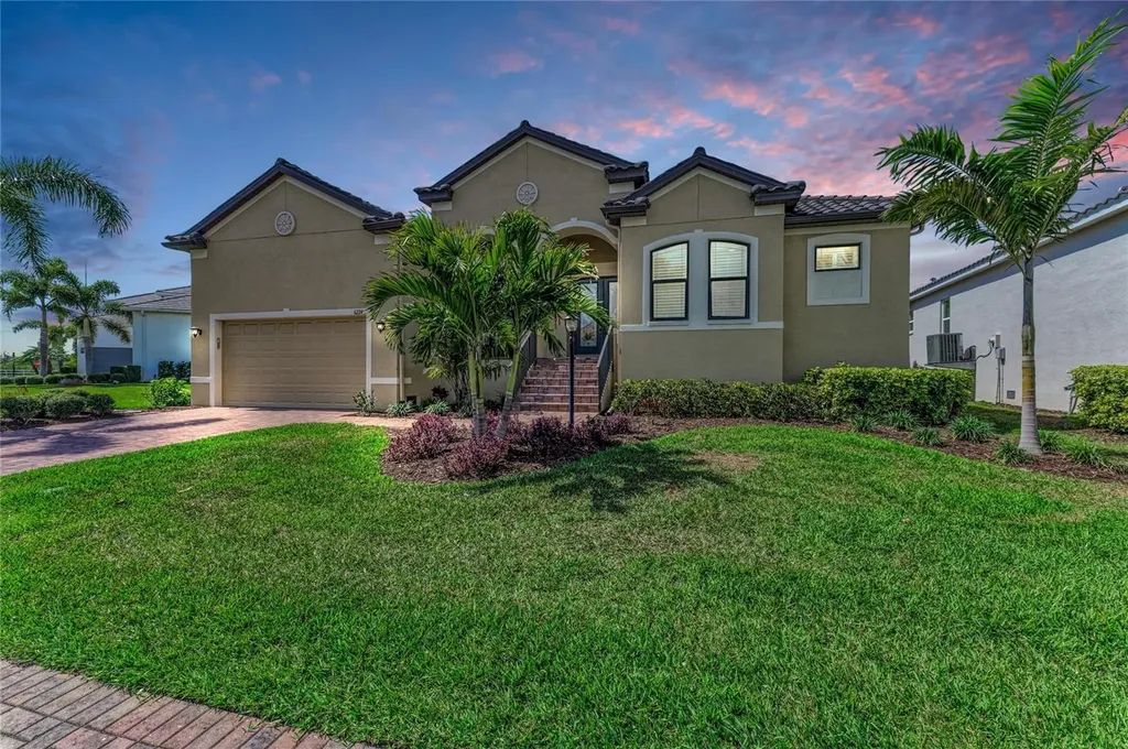 6224 Signature Pointe Lane Bradenton FL 34210
