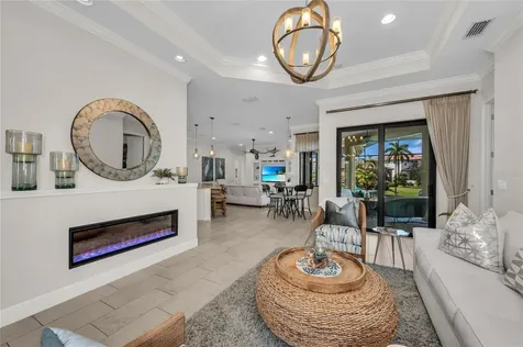 6224 Signature Pointe Lane Bradenton FL 34210