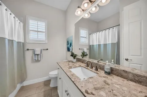 6224 Signature Pointe Lane Bradenton FL 34210