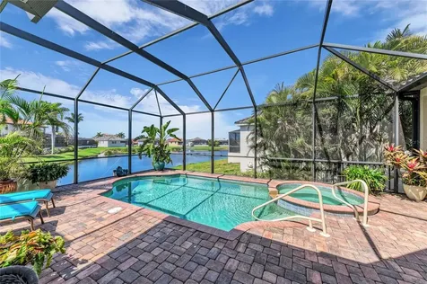 6224 Signature Pointe Lane Bradenton FL 34210