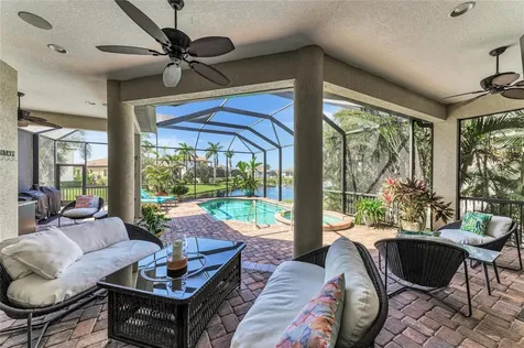 6224 Signature Pointe Lane Bradenton FL 34210