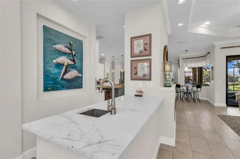 6224 Signature Pointe Lane Bradenton FL 34210