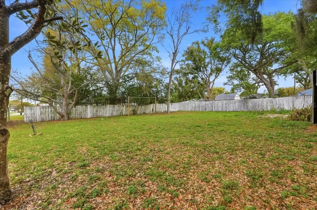 506 Commonwealth Avenue SW Polk City FL 33868