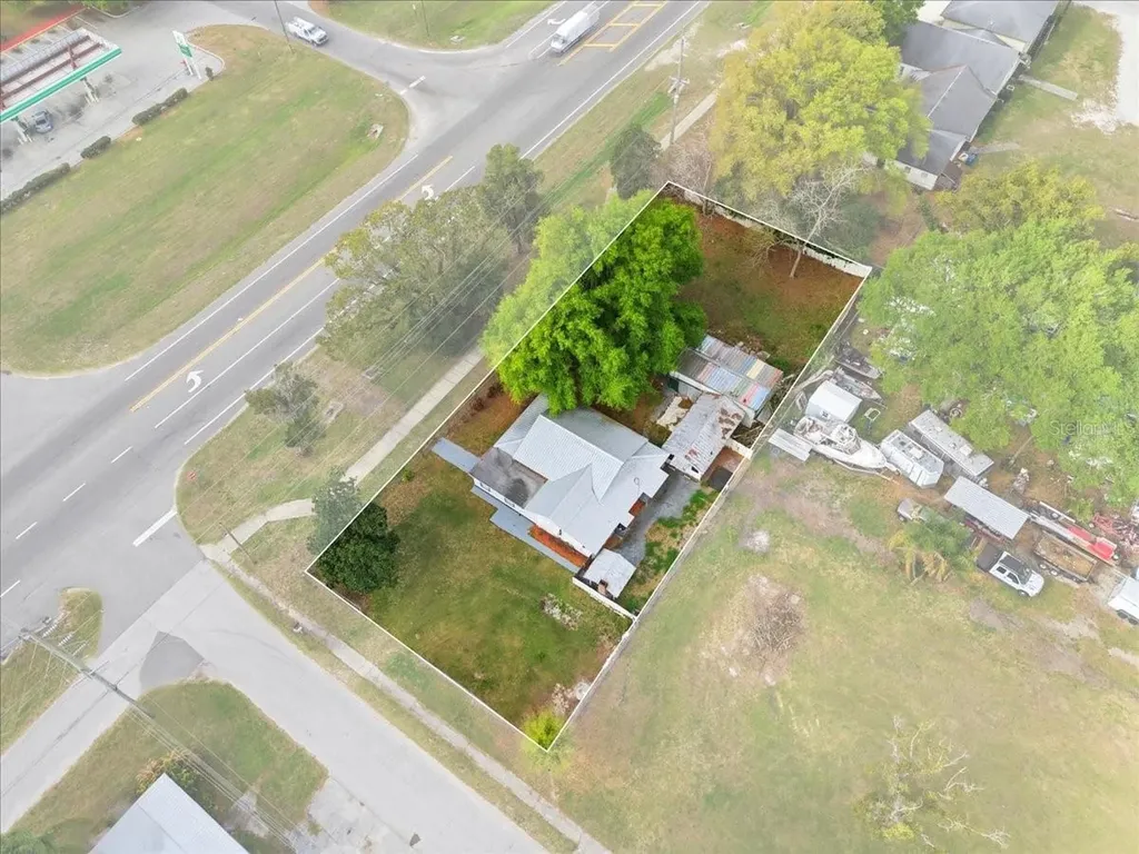 506 Commonwealth Avenue SW Polk City FL 33868