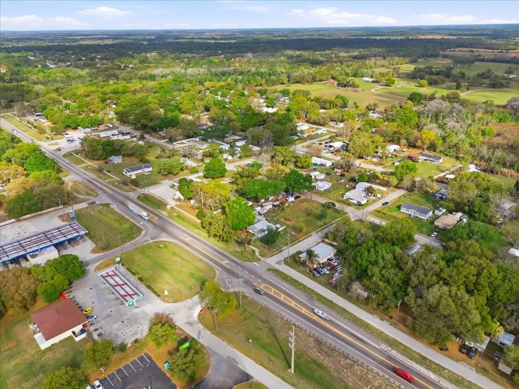 506 Commonwealth Avenue SW Polk City FL 33868