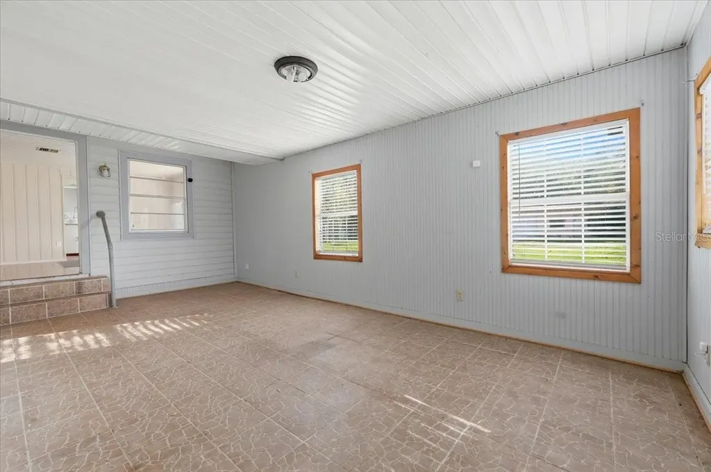 506 Commonwealth Avenue SW Polk City FL 33868