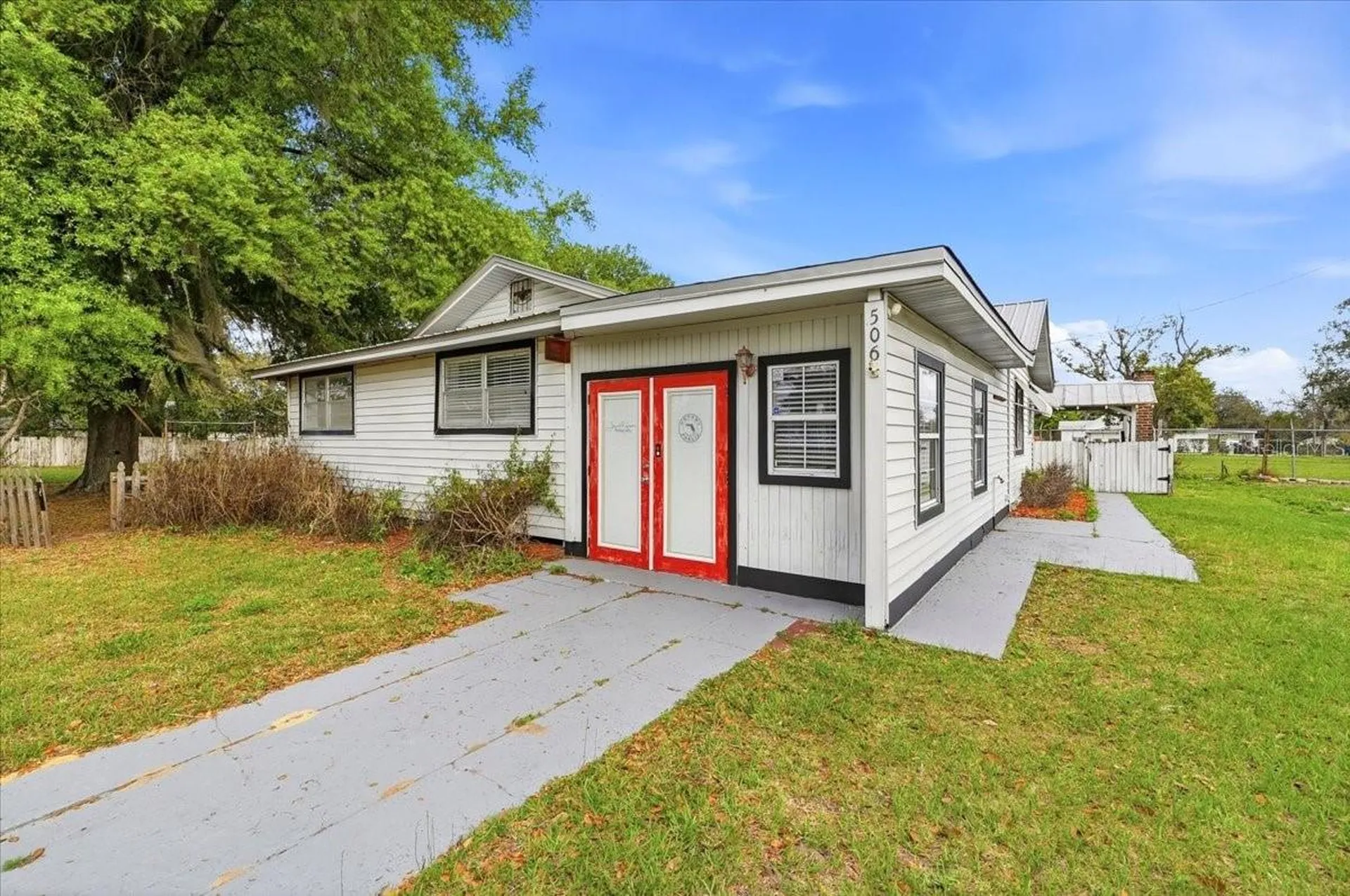506 Commonwealth Avenue SW Polk City FL 33868