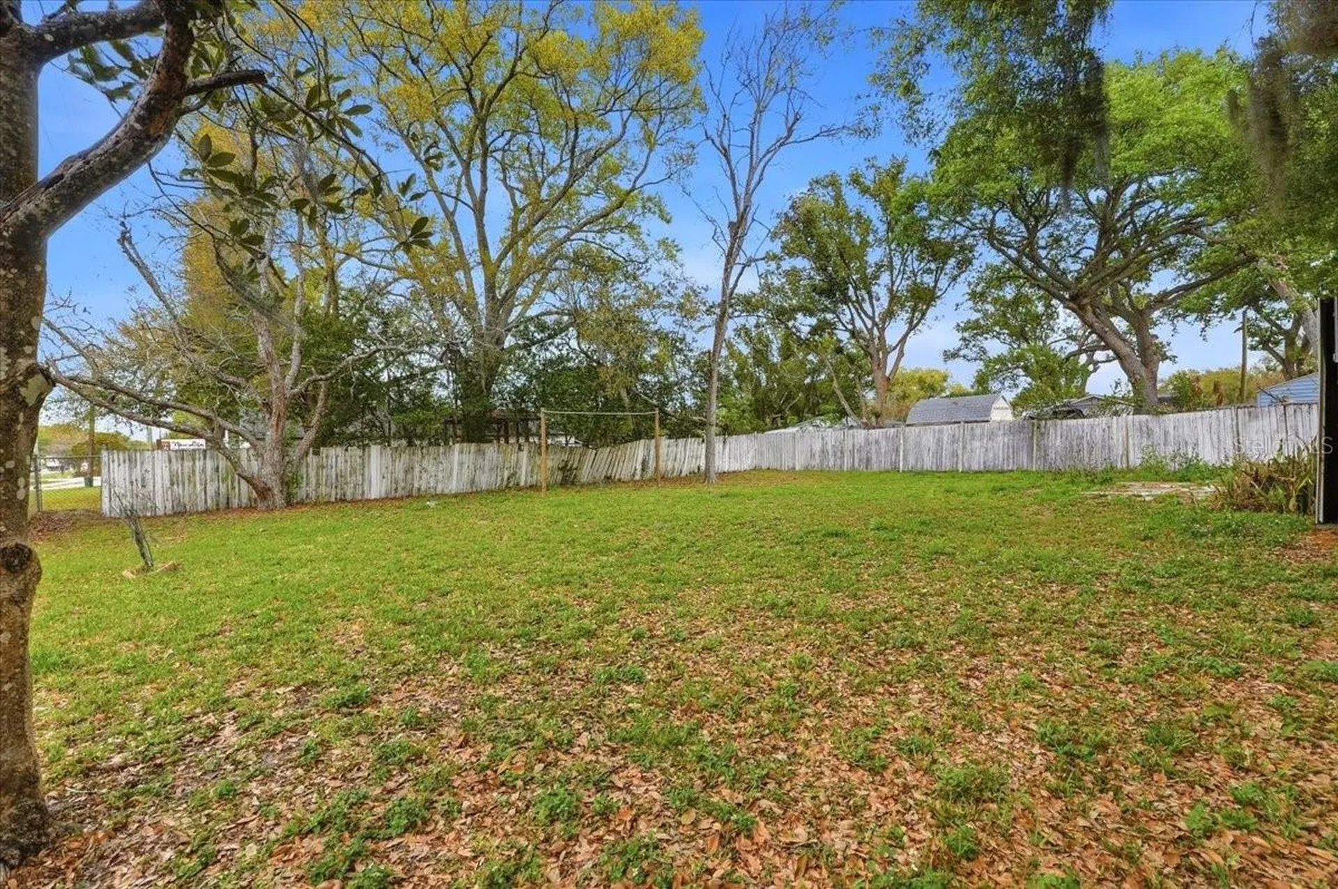 506 Commonwealth Avenue SW Polk City FL 33868