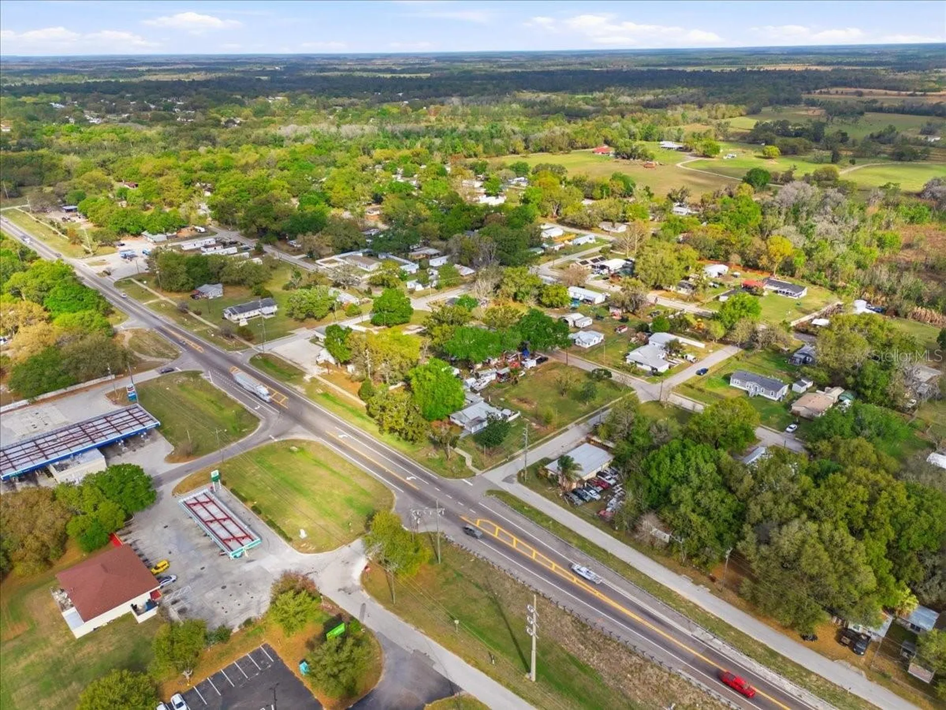 506 Commonwealth Avenue SW Polk City FL 33868