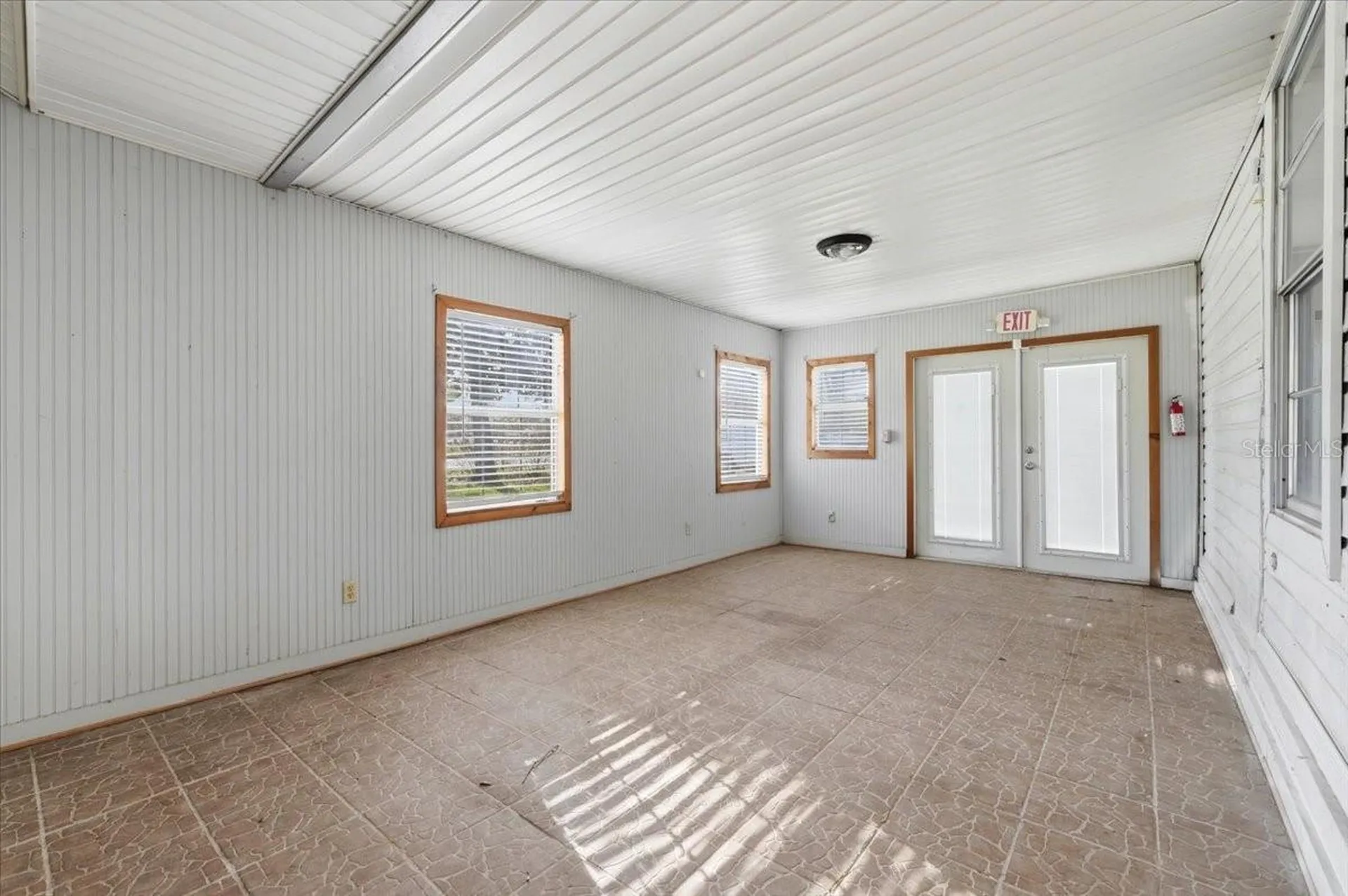 506 Commonwealth Avenue SW Polk City FL 33868