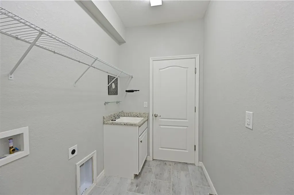 706 Acacia Court Bradenton FL 34212