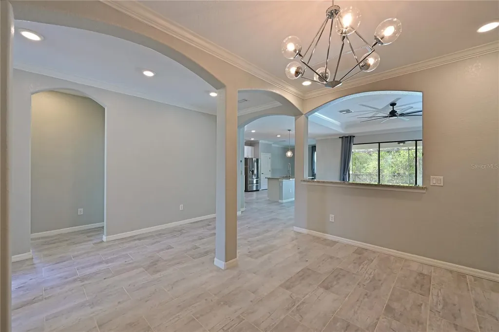 706 Acacia Court Bradenton FL 34212