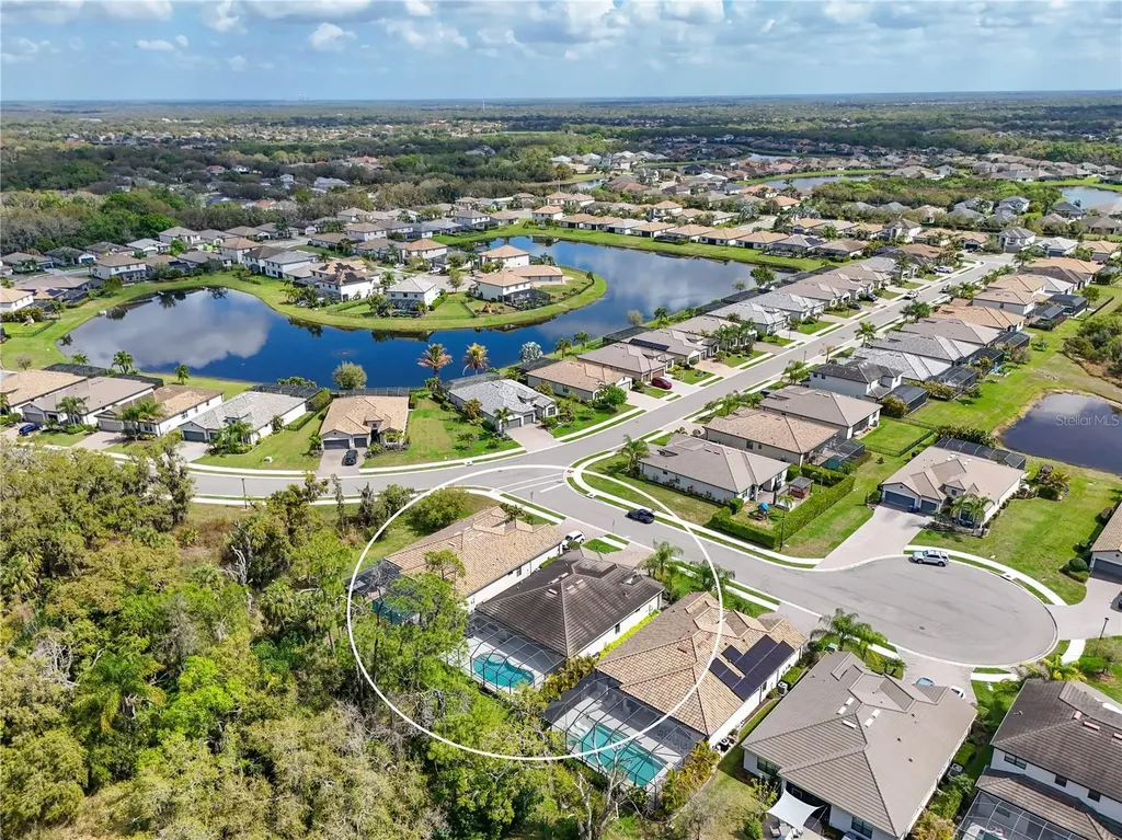 706 Acacia Court Bradenton FL 34212