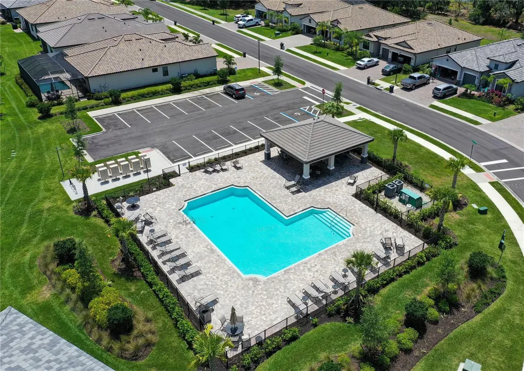 706 Acacia Court Bradenton FL 34212