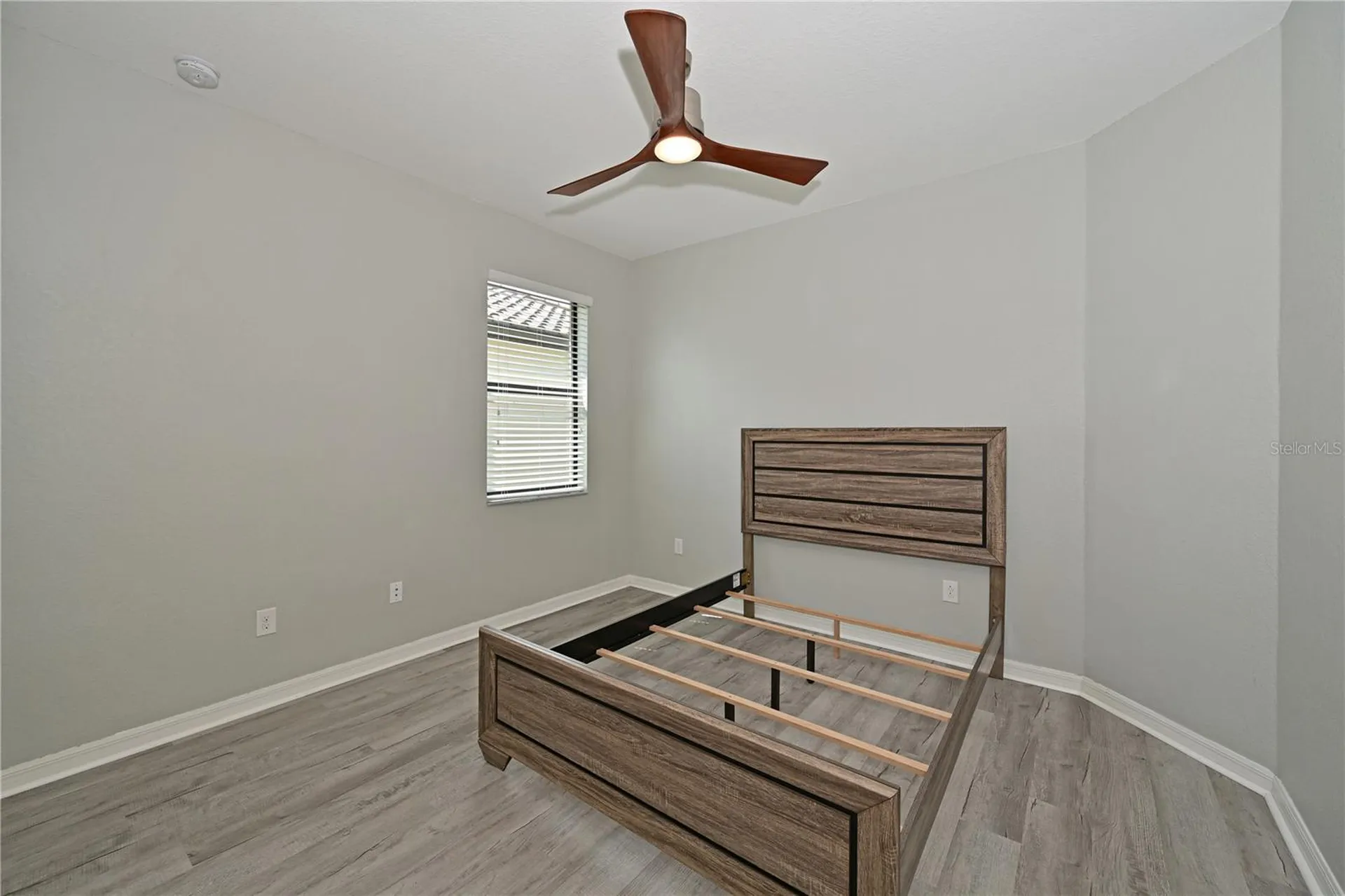 706 Acacia Court Bradenton FL 34212