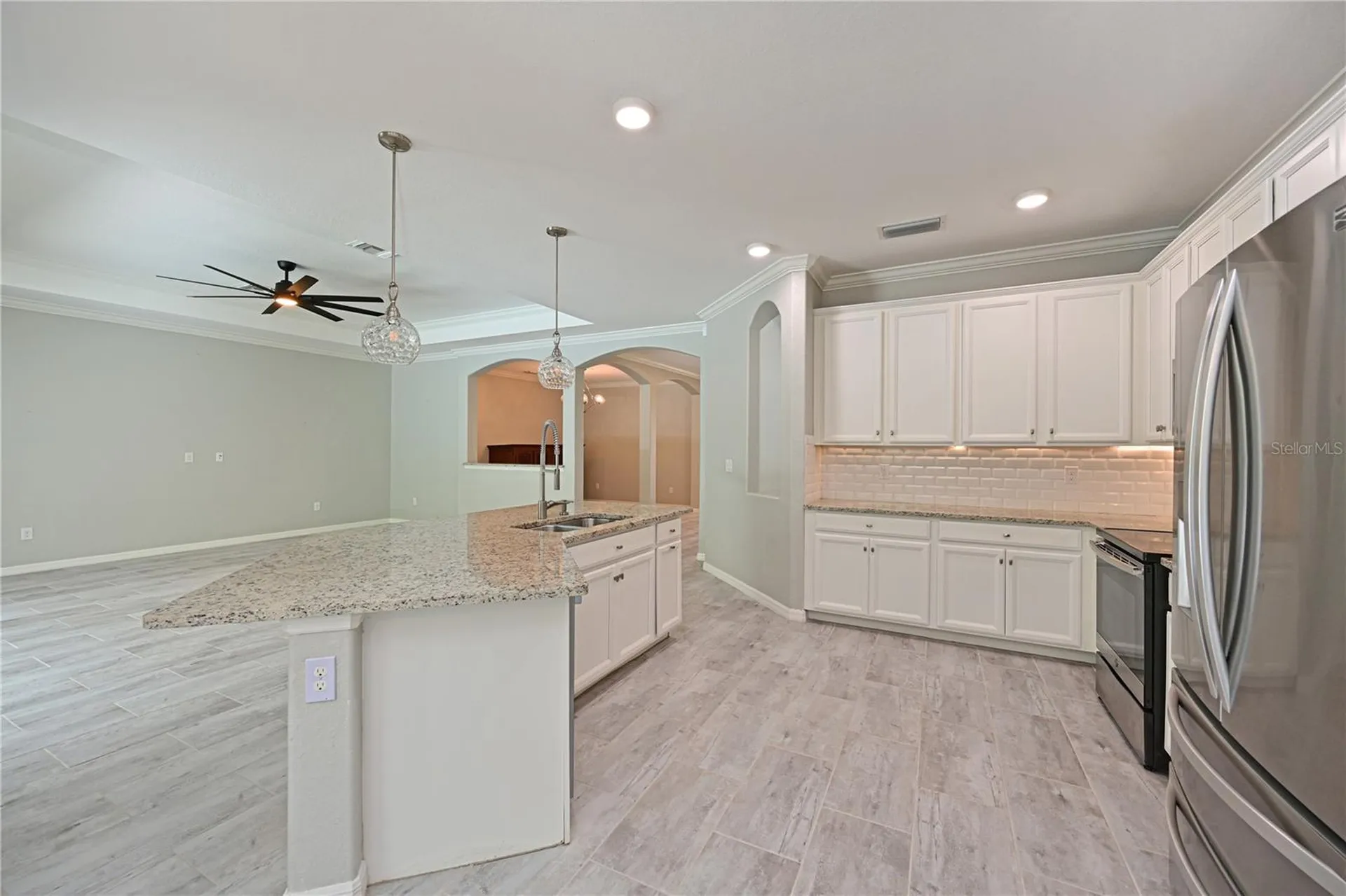 706 Acacia Court Bradenton FL 34212