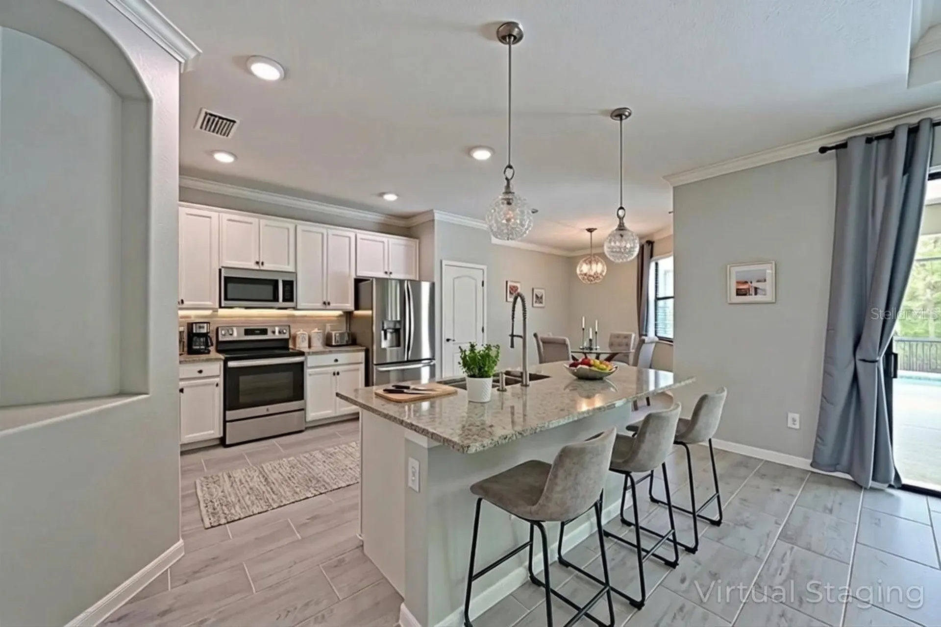 706 Acacia Court Bradenton FL 34212