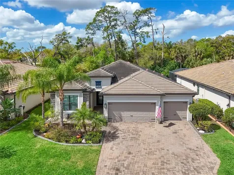 706 Acacia Court Bradenton FL 34212
