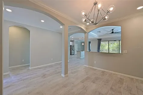 706 Acacia Court Bradenton FL 34212