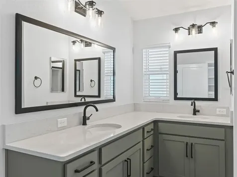 5716 Melvin Drive The Villages FL 32163