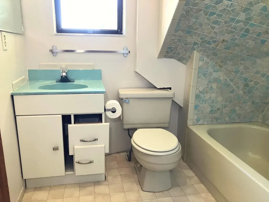 21004 Negril Court Lutz FL 33558