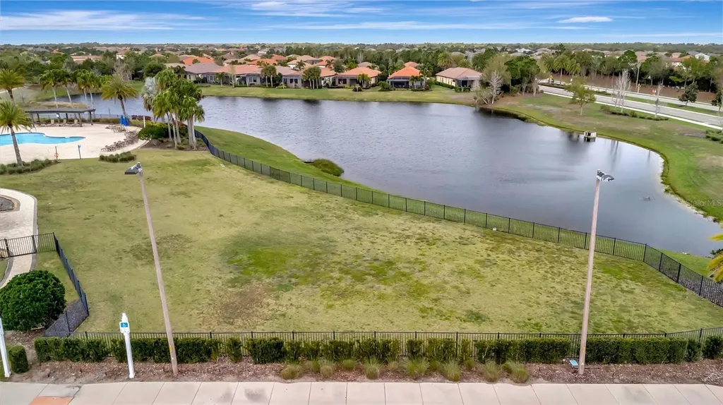 15407 Helmsdale Place Lakewood Ranch FL 34202