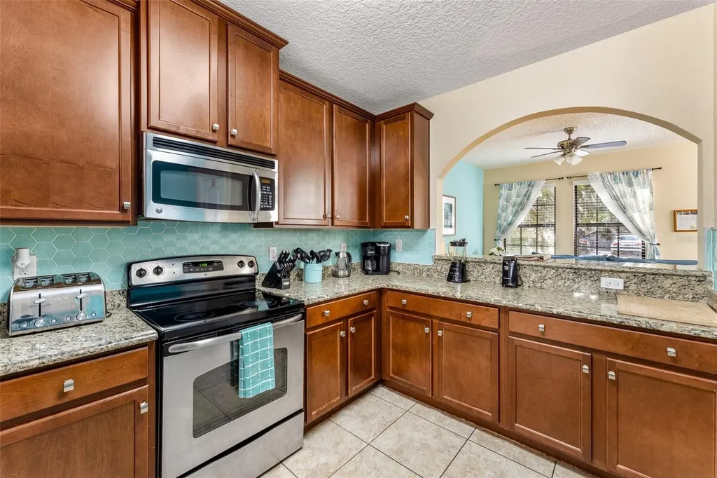 1144 Cypress Pointe Boulevard Davenport FL 33896