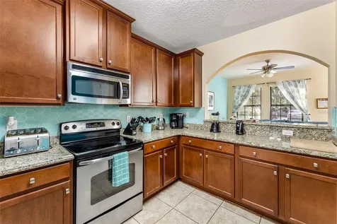 1144 Cypress Pointe Boulevard Davenport FL 33896