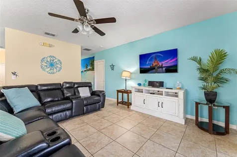 1144 Cypress Pointe Boulevard Davenport FL 33896