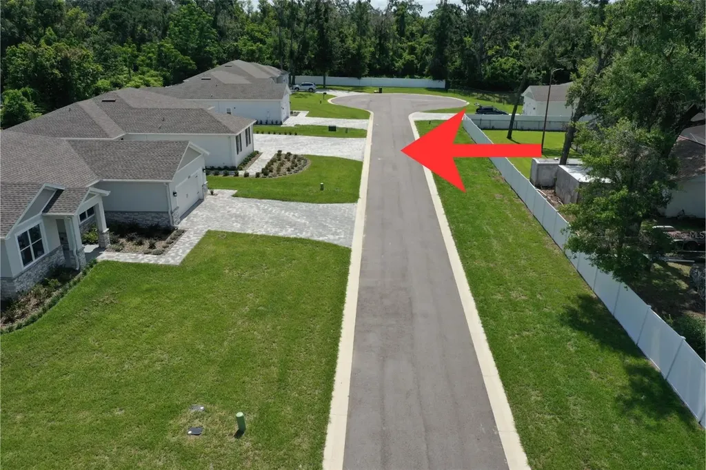 37549 Teri Court Dade City FL 33525