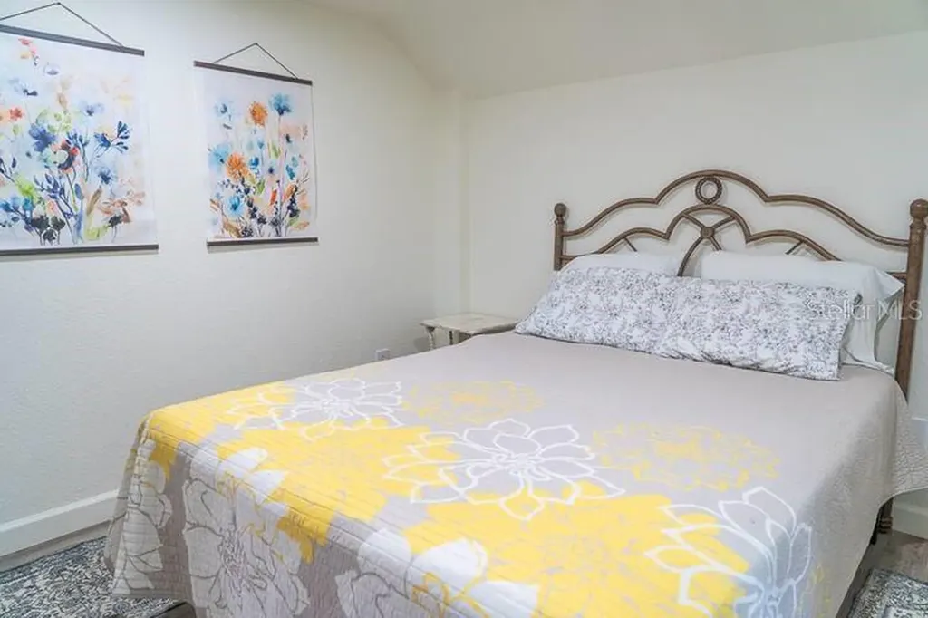 318 S Clake Street Deland FL 32720