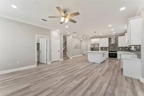 809 W Linebaugh Avenue Tampa FL 33612