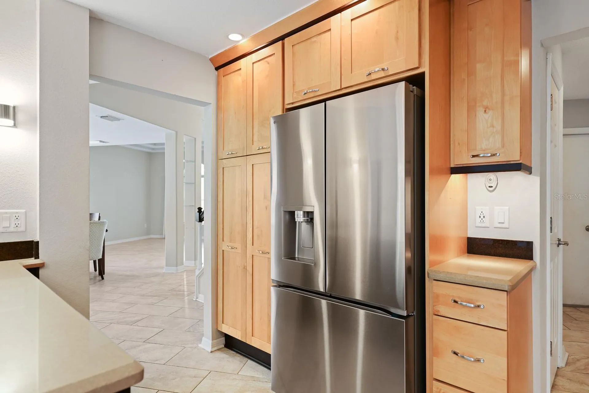 5208 Laurel Pointe Drive Valrico FL 33596