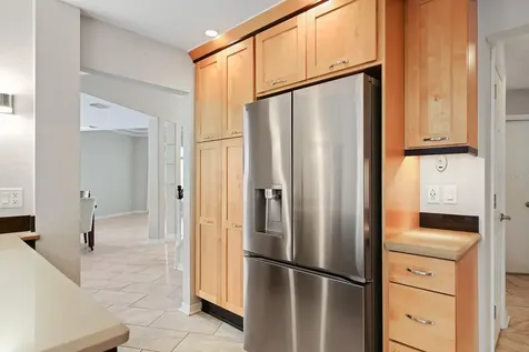 5208 Laurel Pointe Drive Valrico FL 33596
