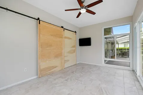5208 Laurel Pointe Drive Valrico FL 33596