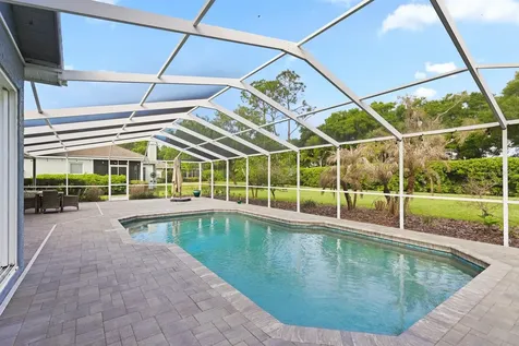 5208 Laurel Pointe Drive Valrico FL 33596