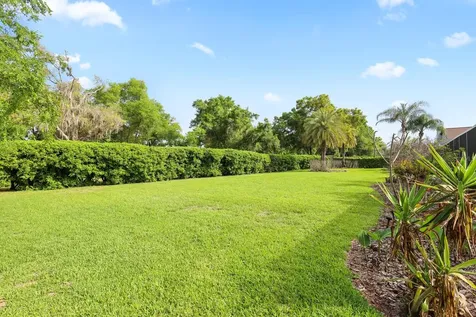 5208 Laurel Pointe Drive Valrico FL 33596