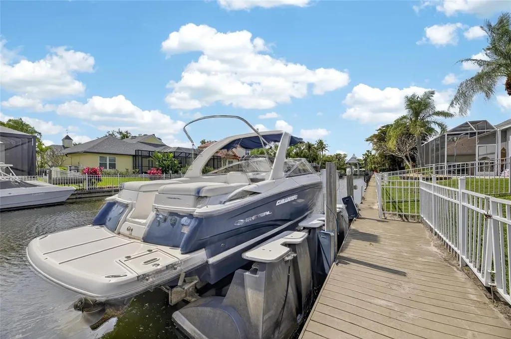 4720 Clipper Drive Bradenton FL 34208