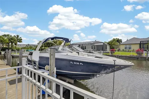 4720 Clipper Drive Bradenton FL 34208
