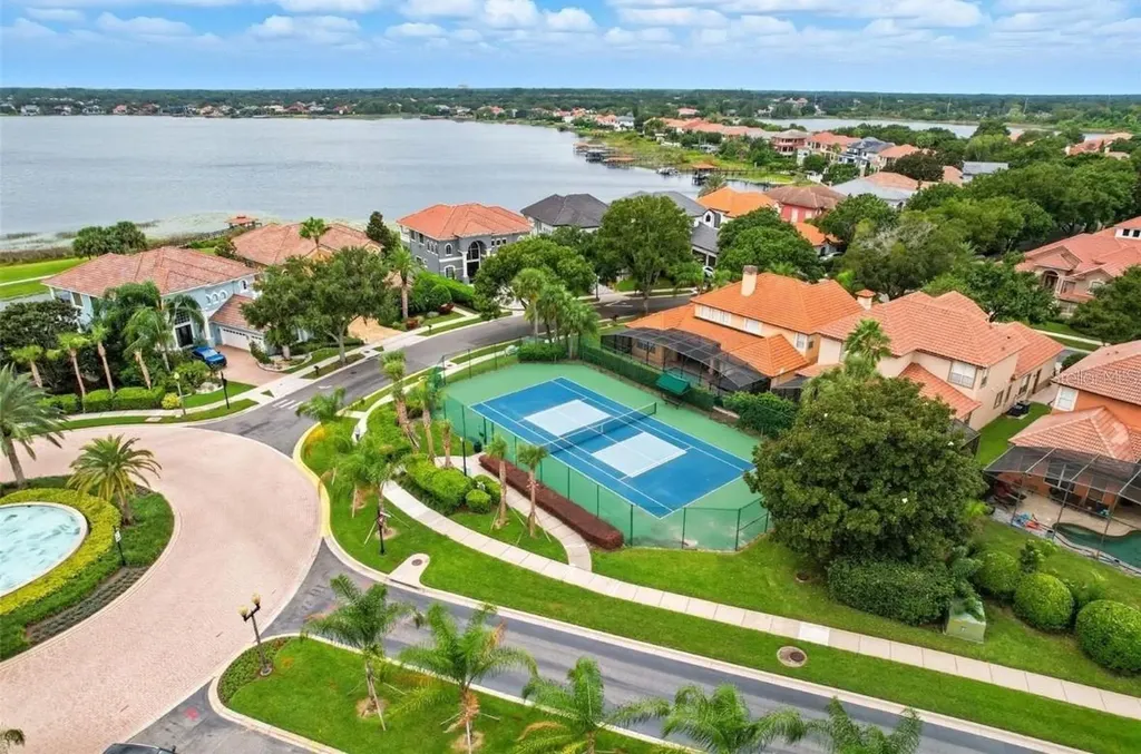 8760 The Esplanade Orlando FL 32836