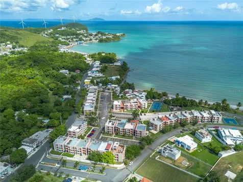Cala De Hucares Carr 3 Km 66.7 Naguabo PR 00718