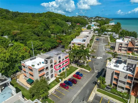 Cala De Hucares Carr 3 Km 66.7 Naguabo PR 00718