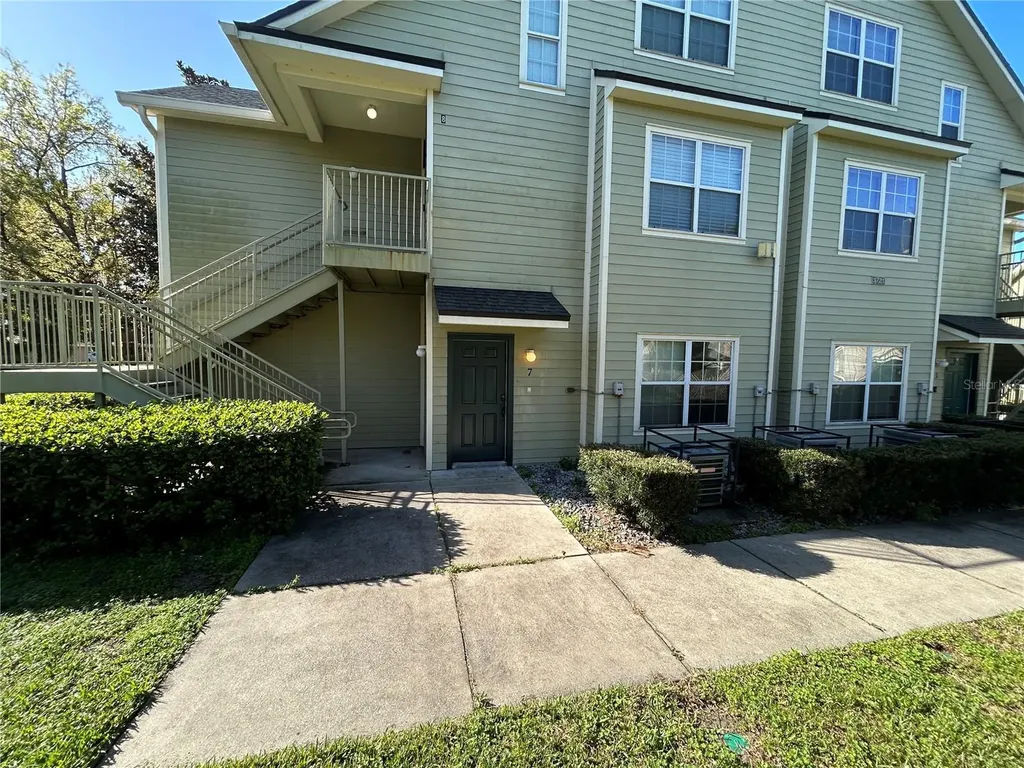 3721 S Lake Orlando Parkway Orlando FL 32808