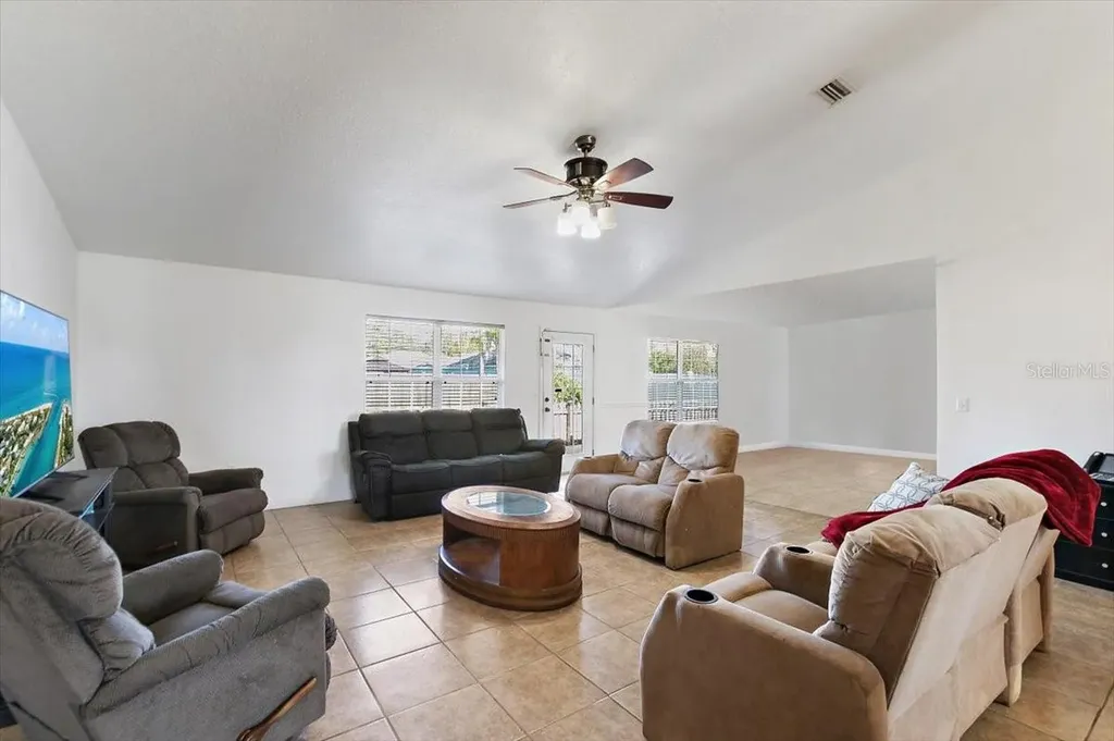 38 Red Mill Drive Palm Coast FL 32164