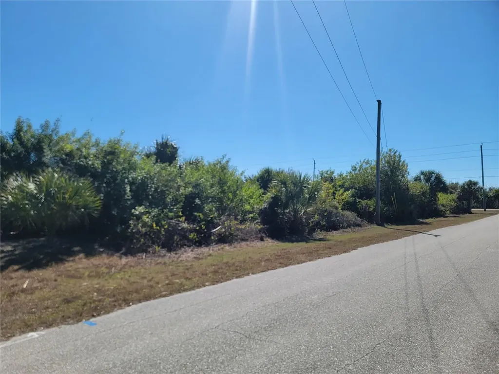 13508 High Springs Avenue Port Charlotte FL 33981
