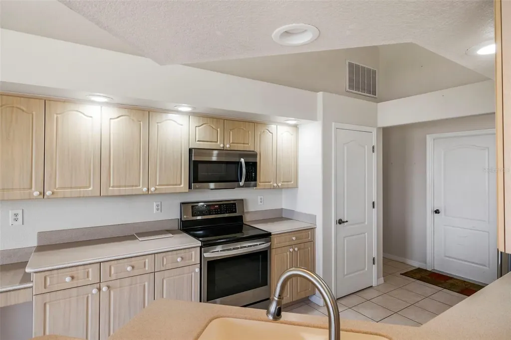 12942 SW Kingsway Circle Lake Suzy FL 34269