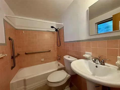 2035 Edgewater Drive Clearwater FL 33755
